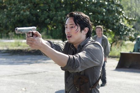 Michael Traynor and Steven Yeun in The Walking Dead (2010)