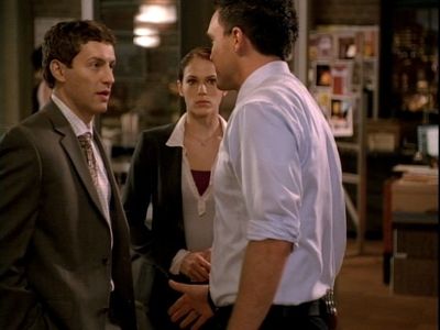 Still of Gene Farber, Amanda Righetti, and Owain Yoeman in THE MENTALIST