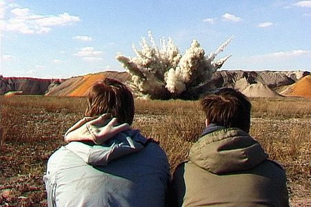 Tom Schilling and Max Timm in Egoshooter (2004)