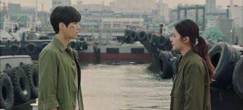 Jeong Eu-Gene and Kim Seon-Ho in Catch the Ghost (2019)