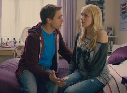 Emily Head and Joe Thomas in The Inbetweeners (2011)