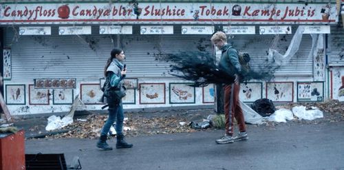 Evin Ahmad and Lucas Lynggaard Tønnesen in The Rain: Save Yourself (2019)