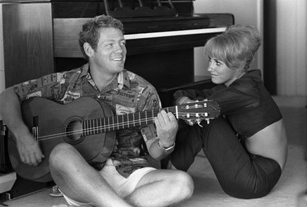 James MacArthur in Hawaii with romantic interest Melody Patterson