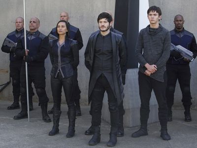 Sonya Balmores, Iwan Rheon, and Ari Dalbert in Inhumans (2017)