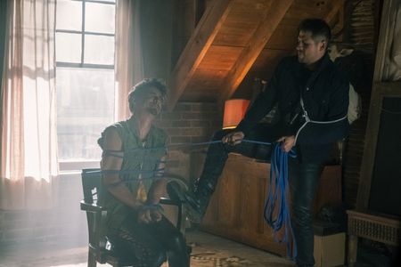 Robert Sheehan and David Castañeda in The Umbrella Academy (2019)