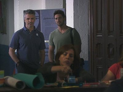 David Chocarro and Diego Soldano in La Doña (2016)