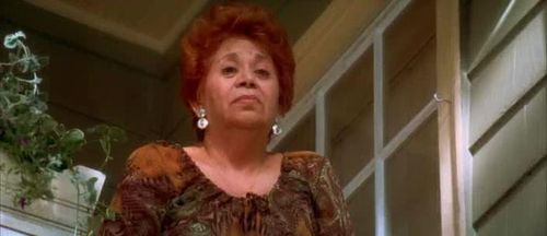 Lupe Ontiveros in Passionada (2002)