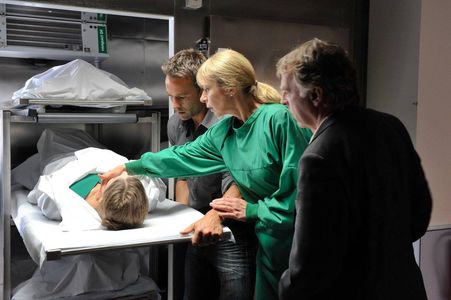 Marco Girnth, Margrit Sartorius, Andreas Schmidt-Schaller, and Anna Stieblich in Leipzig Homicide (2001)