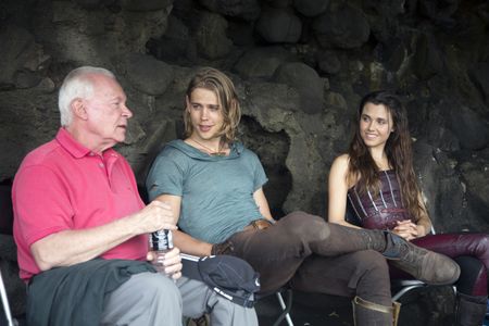 Terry Brooks, Austin Butler, and Poppy Drayton in The Shannara Chronicles (2016)