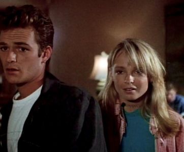 Heather McAdam and Luke Perry on 90210