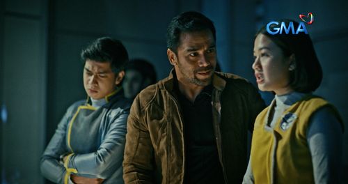 Jamir Zabarte, Neil Ryan Sese, and Sophia Senoron in Voltes V: Legacy (2023)