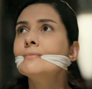 Bergüzar Korel in Karadayi (2012)