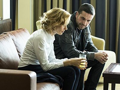 Marcin Dorocinski and Magdalena Poplawska in Pakt (2015)