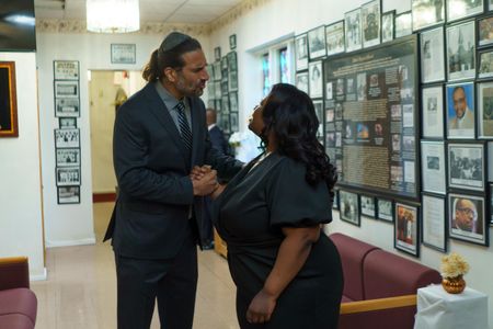 Gary Gulman and Yamaneika Saunders in Life & Beth (2022)