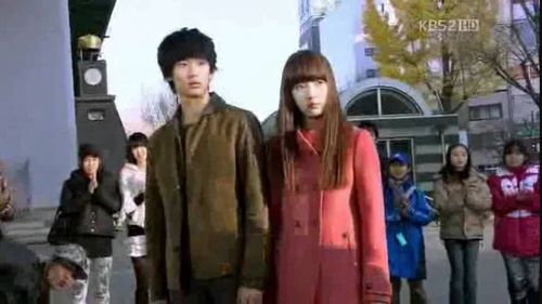 Kim Soo-hyun and Bae Suzy in Dream High (2011)