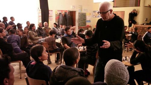 Ian interacting with the Young actors on the Four Corners set.