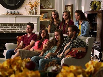 Jessa Seewald, Jinger Vuolo, Jana Duggar, Jill Duggar Dillard, and Joy-Anna Forsyth in Counting On (2015)