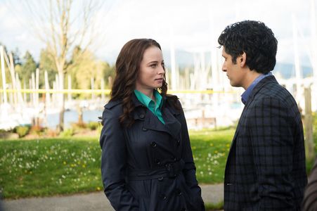 Rachel Nichols and Stephen Lobo in Continuum (2012)