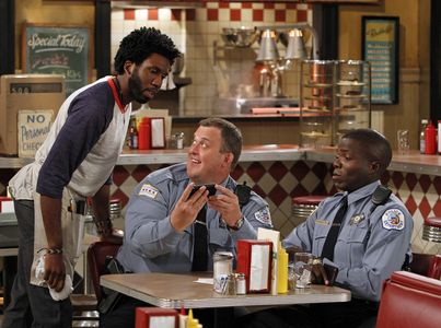 Reno Wilson, Billy Gardell, and Nyambi Nyambi in Mike & Molly (2010)