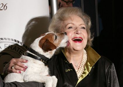 Betty White and Uggie