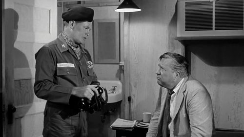 Edmond O'Brien and John Larkin in Seven Days in May (1964)