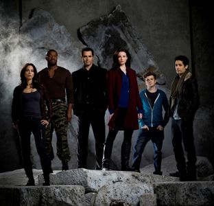 Roger Cross, Victor Webster, Lexa Doig, Erik Knudsen, Rachel Nichols, and Stephen Lobo in Continuum (2012)