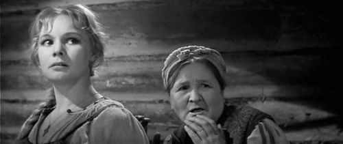 Iya Arepina and Irina Zarubina in Kapitanskaya dochka (1958)