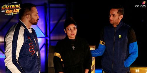 Shamita Shetty and Vikas Gupta in Fear Factor: Khatron Ke Khiladi (2008)