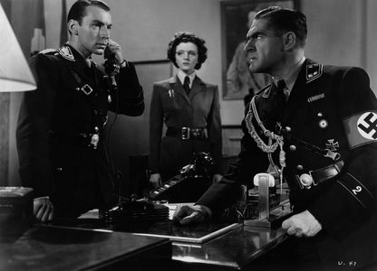 Martin Kosleck, Mona Maris, and Hans Schumm in Underground (1941)