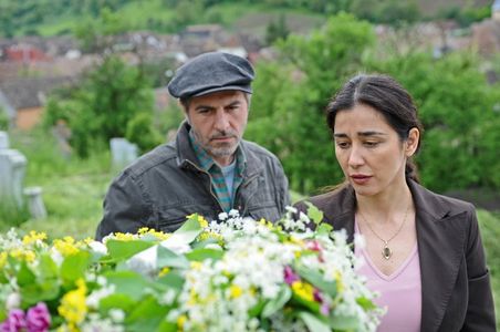 Dorka Gryllus and Merab Ninidze in Das Geheimnis in Siebenbürgen (2010)