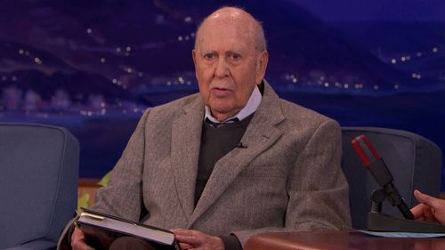 Carl Reiner in Conan (2010)