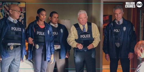 Carlos Arellano, Michael Paul Chan, Kearran Giovanni, Raymond Cruz, G.W.Bailey, Tony Denison | Major Crimes (2016)