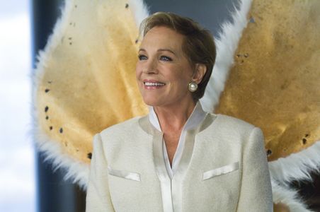 Julie Andrews in Tooth Fairy (2010)