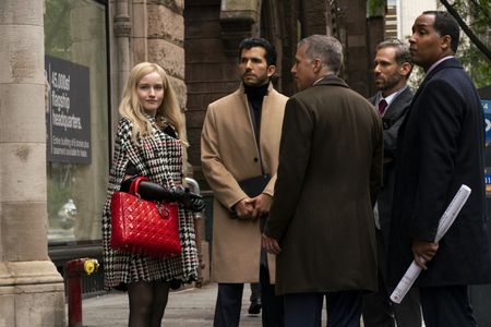 Richie Herschenfeld, Jason Schuchman, Lawrence Ballard, Julia Garner, and Gabriel Sloyer in Inventing Anna: A Wolf in Ch