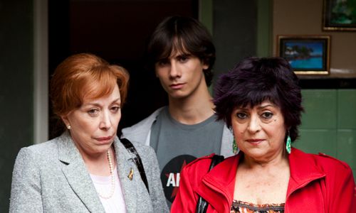 Rosa Maria Sardà, Amparo Moreno, and Oriol Pla in Year of Grace (2011)