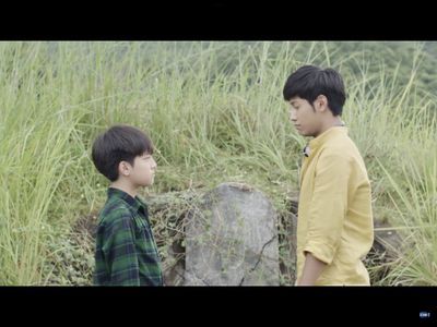 Mac Nattapat Nimjirawat and Prachaya Ruangroj in He's Coming To Me (2019)