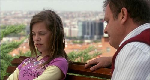 Pablo Carbonell and María Isabel in Prince and Me and You (2006)