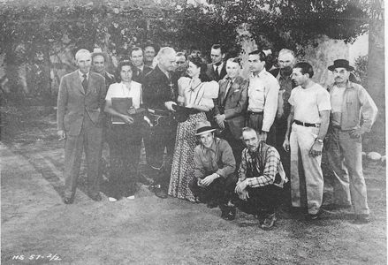 Russell Harlan, William Boyd, Andy Clyde, Dustine Farnum, Lesley Selander, and Harry Sherman in Bar 20 (1943)