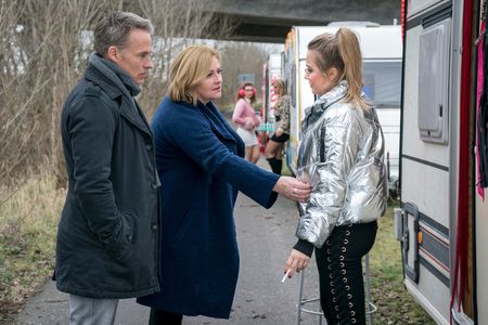 Marco Girnth, Petra Kleinert, and Cosima Lehninger in Leipzig Homicide (2001)