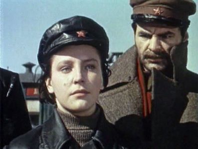 Elza Lezhdey and Pavel Usovnichenko in Pavel Korchagin (1957)