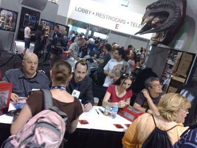 Megan Franich, David Slade, Ben Templesmith, Steve Niles. Gentle Giant booth Comic Con, San Diego