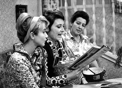 Daniela Kolárová, Dana Medrická, and Jana Stepánková in Taková normální rodinka (1971)