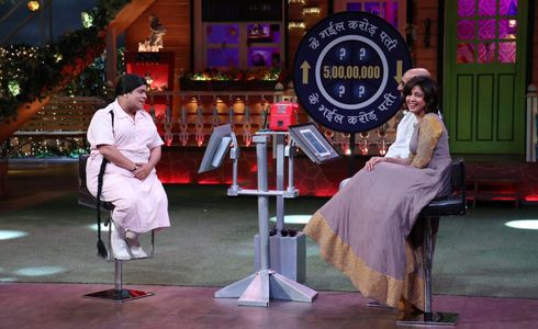 Sunidhi Chauhan, Hitesh Sonik, and Kiku Sharda in The Kapil Sharma Show (2016)