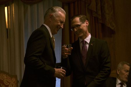 Guy Buller and Geoff Pierson in Designated Survivor (2016)