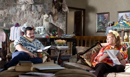 Shirley MacLaine and Jack Black in Bernie (2011)