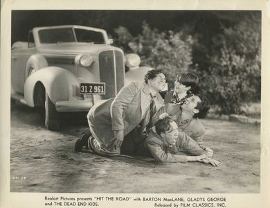 Gabriel Dell, Huntz Hall, Billy Halop, and Bobs Watson in Hit the Road (1941)