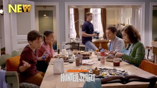 Stony Blyden, Maemae Renfrow, Daan Creyghton, Thomas Jansen, and Kyra Isako Smith in Hunter Street (2017)