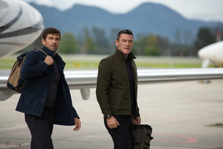 Michiel Huisman and Luke Evans in Echo 3 (2022)