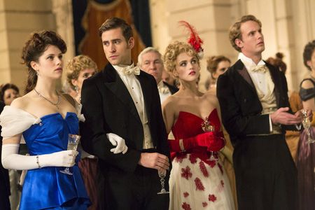 Jessica De Gouw, Katie McGrath, Oliver Jackson-Cohen, and Jack Fox in Dracula (2013)