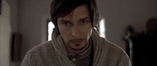 Sasha Samar in Après la peine (2011)